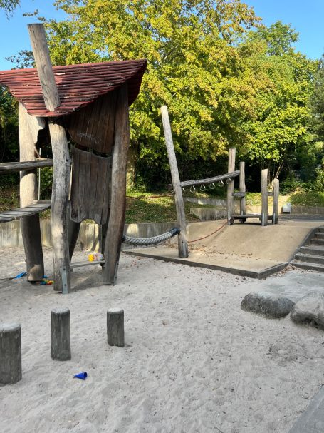 Abenteuerspielplatz vor der Haustür